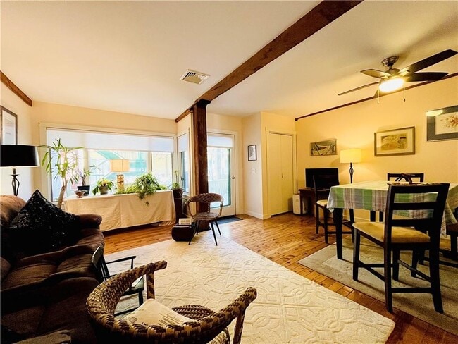 Building Photo - 40 Web Ave