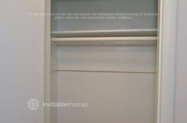 Building Photo - 1026 N E St