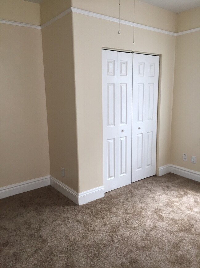 Building Photo - McCarty_Broad St Duplex_505-507