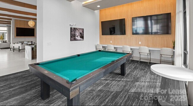 Building Photo - 2546 Perimeter Pointe Pkwy