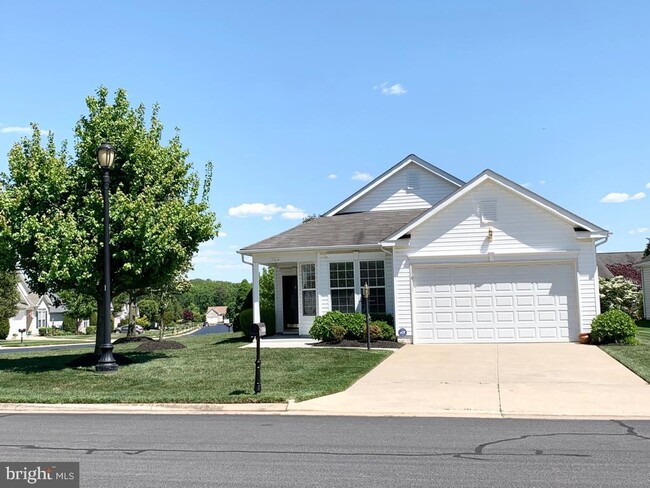 Primary Photo - 17614 Four Seasons Dr