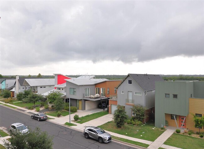 Building Photo - 6117 Seville Dr