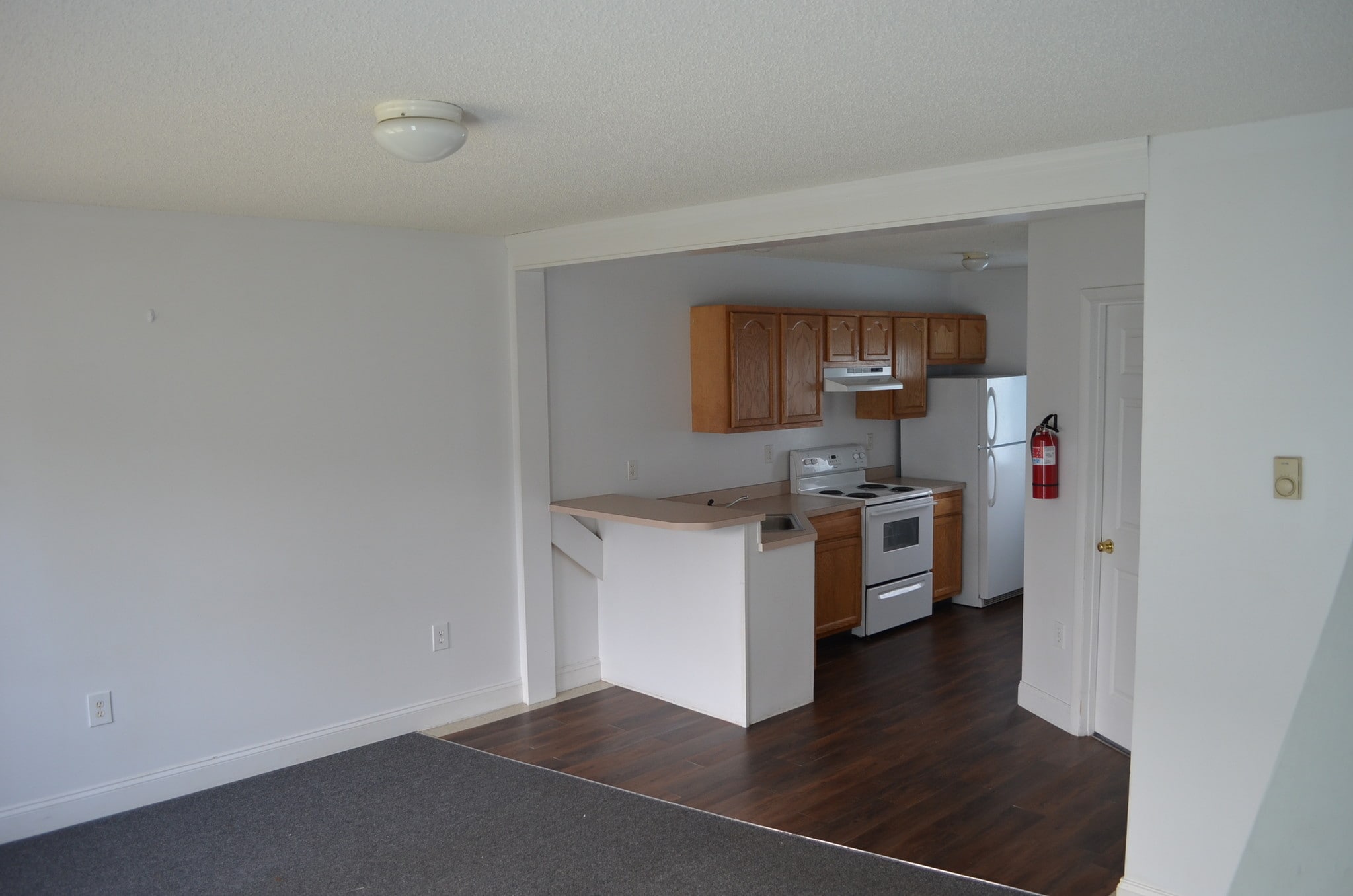 Kitchen - 557 W Church St