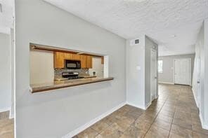 Building Photo - 6436 Kentwick Dr