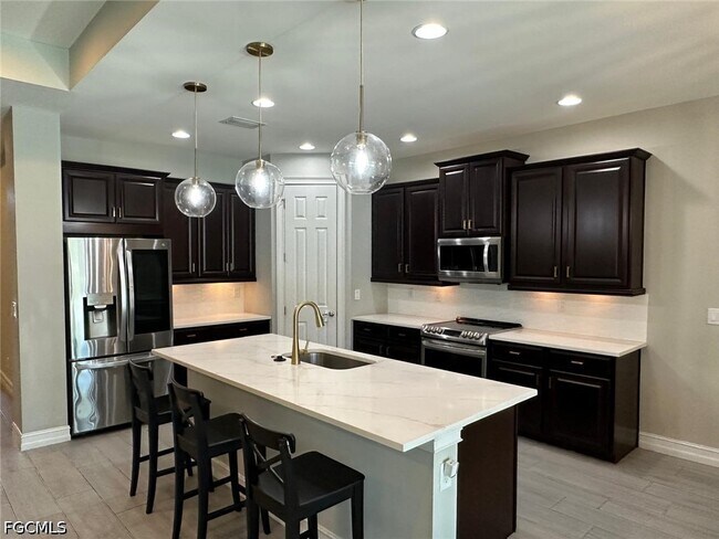 Building Photo - 13451 Seaside Harbour Dr