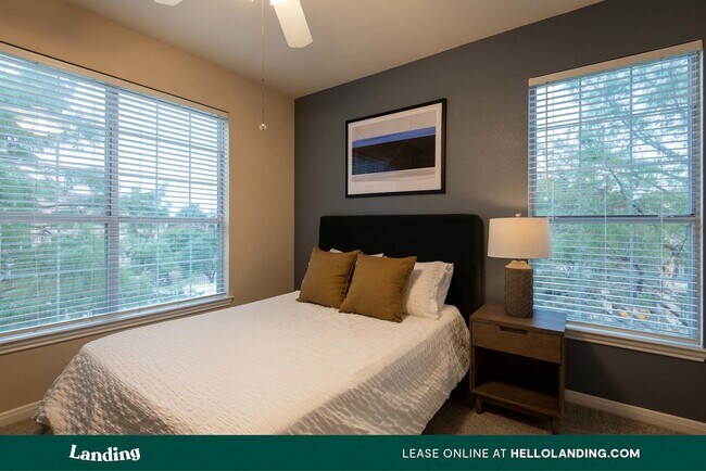 Building Photo - 4701 Monterey Oaks Blvd