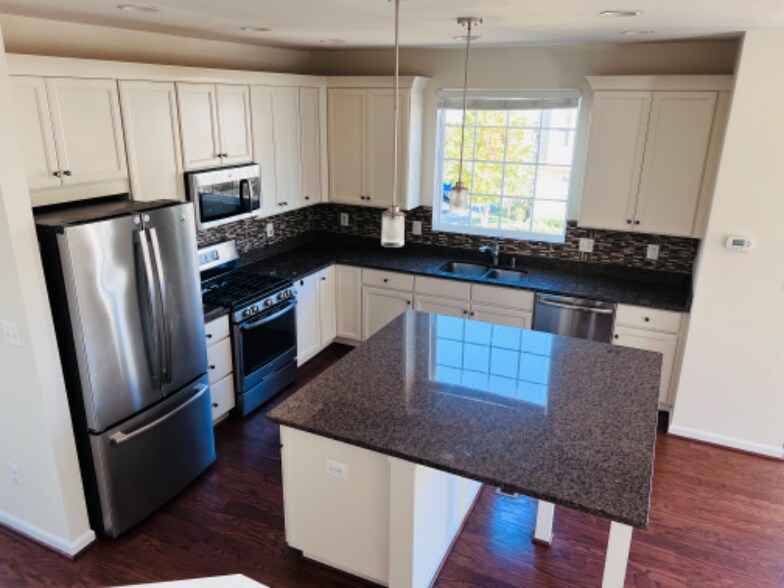 Building Photo - 9035 Connor House Rd