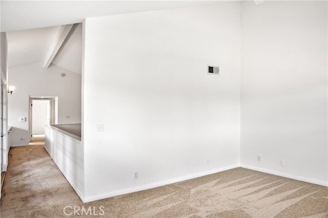 Building Photo - 12 Fairway Dr