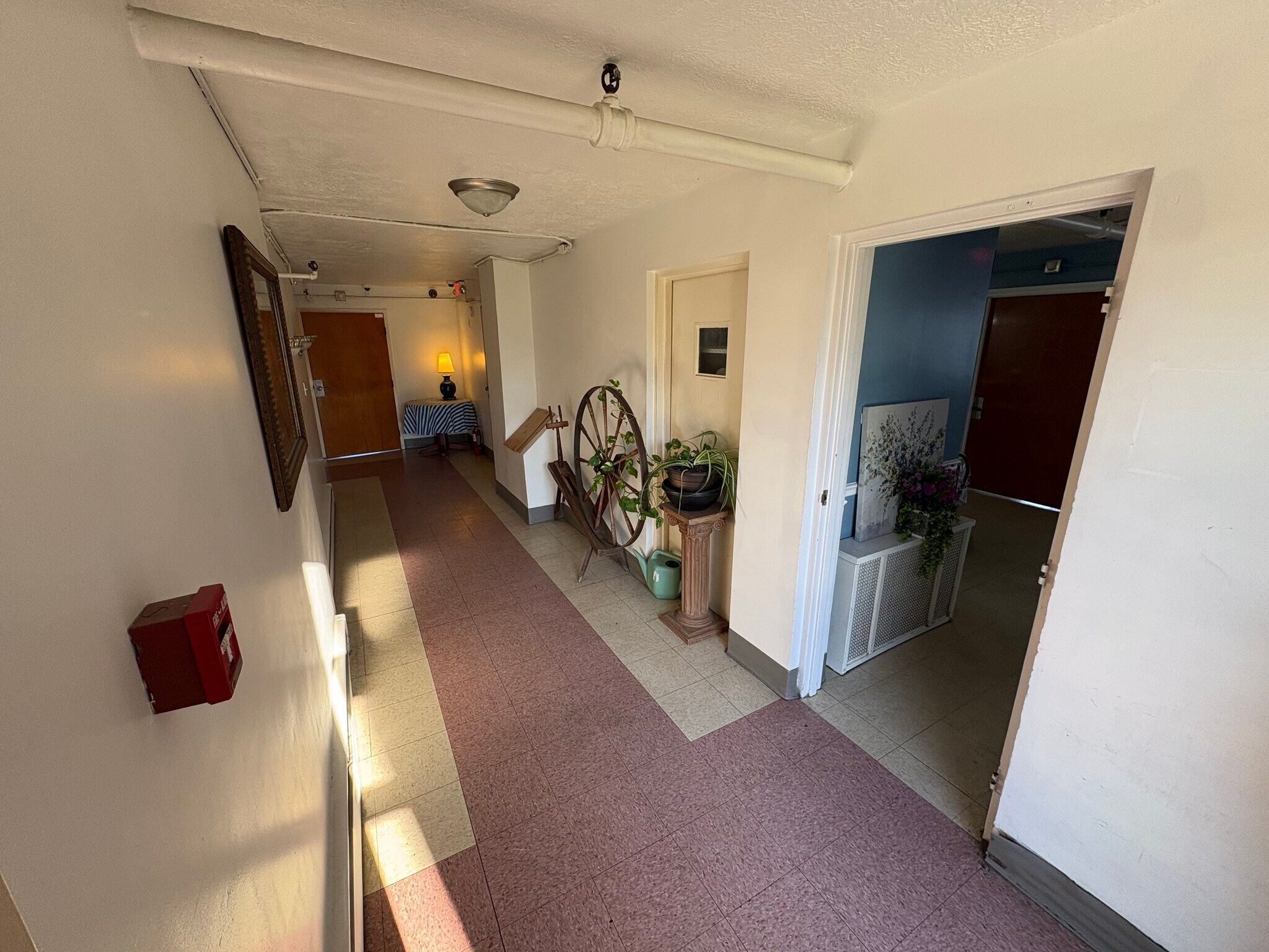 Building Photo - 312 W State St