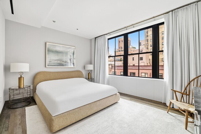 Building Photo - 111 W 57th St