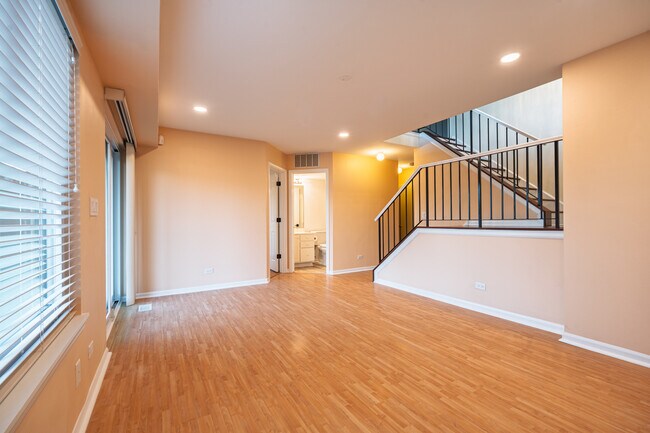 Building Photo - 2673 S Embers Ln