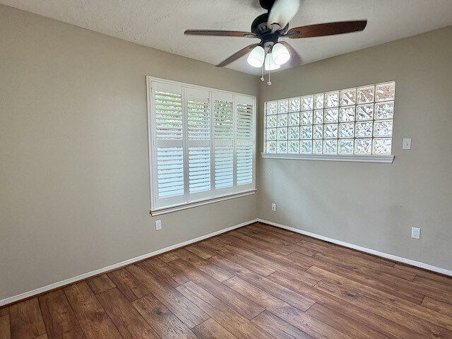 Building Photo - 3602 Chapel Square Dr