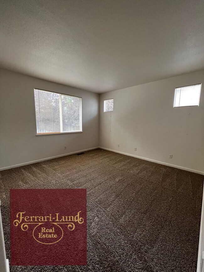 Building Photo - ?? Home in the Vistas in East Sparks- Kay DeAlba Property!! ??