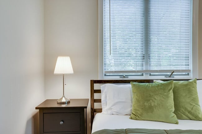 Building Photo - 141 Tommy's Ln