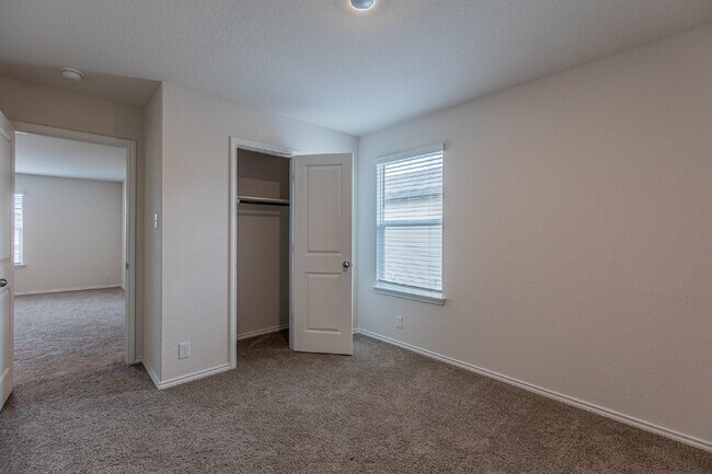 Building Photo - 13021 Kalinoski