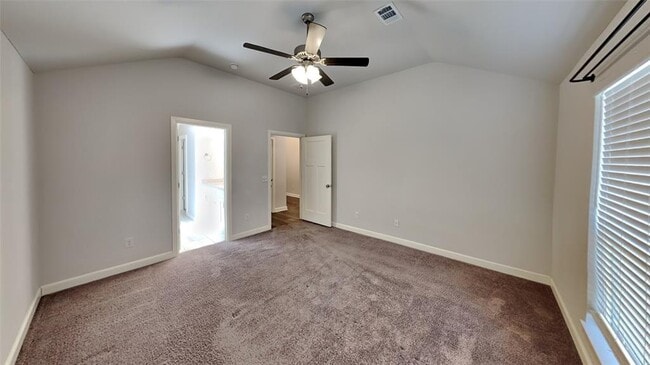 Building Photo - 457 Compass Dr