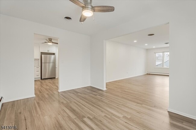 Building Photo - 35 Field Rd