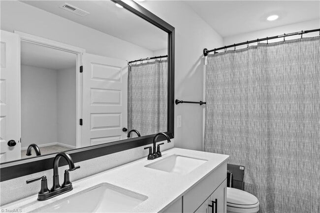 Building Photo - 7260 Huntgate Dr