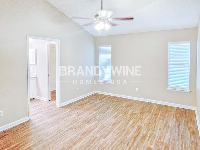 Building Photo - 439 Moby Dick Dr N