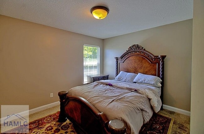 Building Photo - 305 Largo Ct