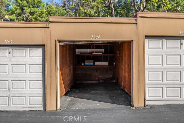 Building Photo - 22709 Lakeway Dr