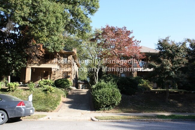 Building Photo - 1816 Forest Ave