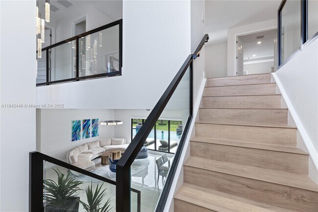 Building Photo - 1830 Meadows Dr