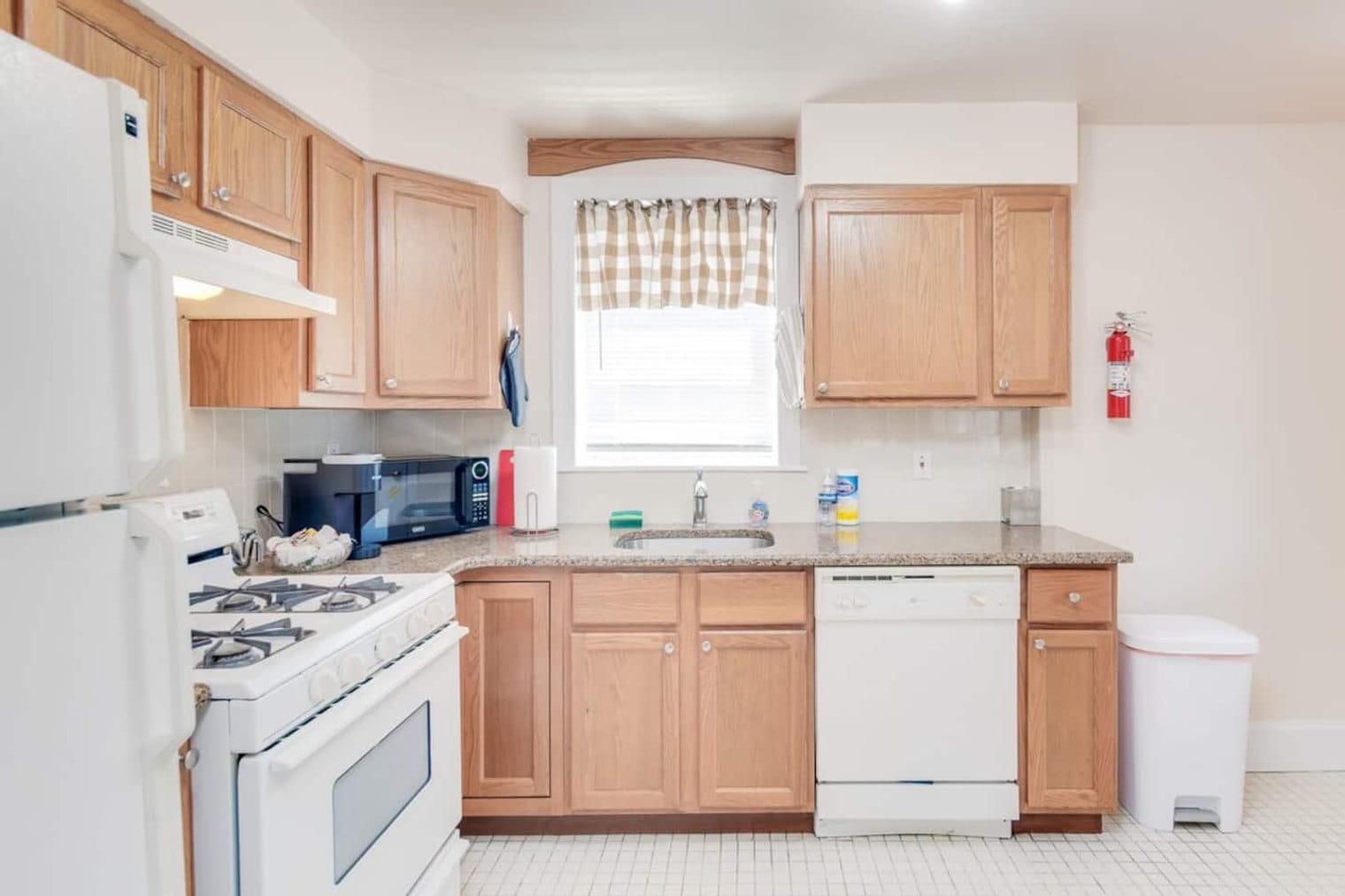 Building Photo - 602 Old Lancaster Rd