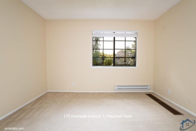 Building Photo - 175 Evandale Ave