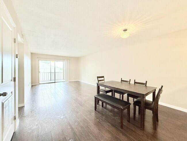 Building Photo - 2625 FL-590