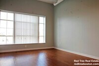 Building Photo - 9 Williams St