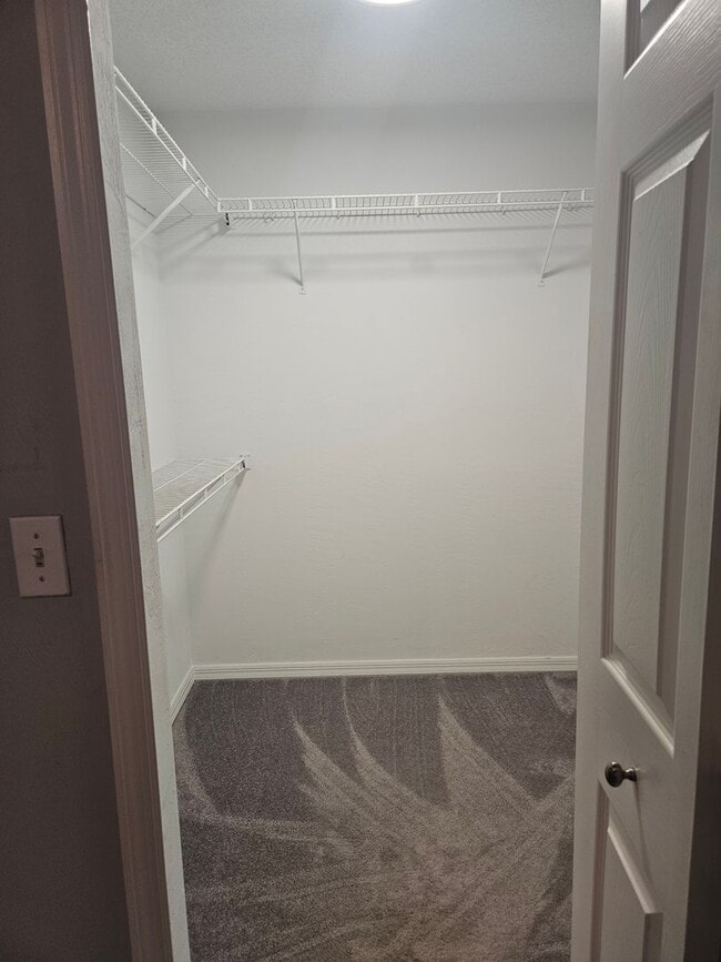 Building Photo - 2 BEDROOM 2 BATH HOME IN  PELICAN BAY GATED COMMUNITY