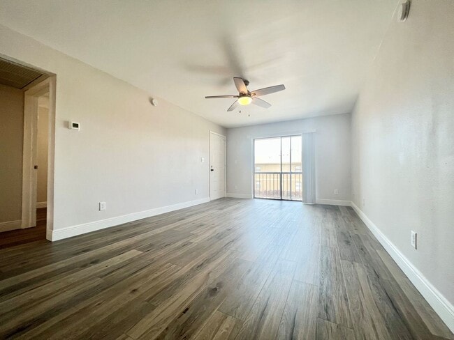 Building Photo - Mystic Gardens 5319-1909