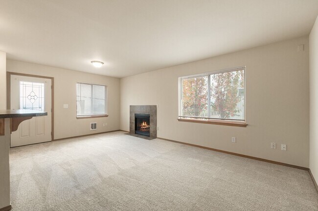 Building Photo - RP26