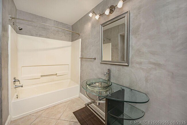 Building Photo - 815 Boynton Beach Blvd