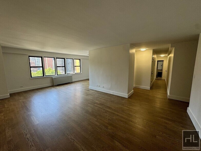 Primary Photo - AMAZING ONE BEDROOM APARTMENT!! AMAZING DE...