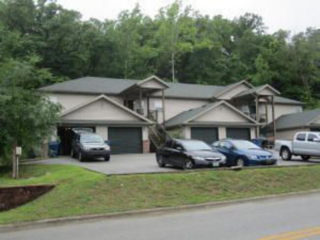 Building Photo - 1407 Acacia Club Rd