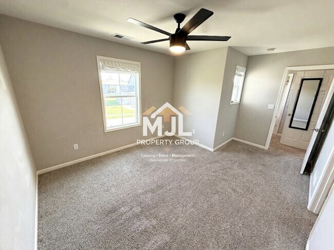 Building Photo - Beautiful 4 Bedroom/ 3.5 Bath Home In Belton!