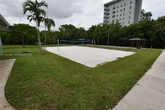 Building Photo - 3800 Oaks Clubhouse Dr