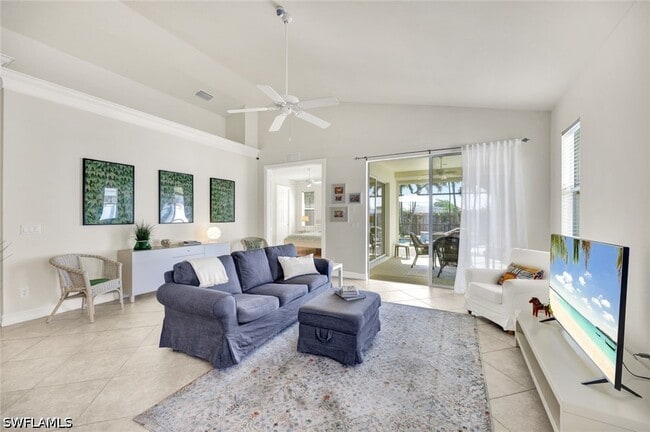 Building Photo - 684 98th Ave N