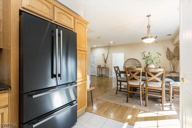 Building Photo - 349-353 S Broad St