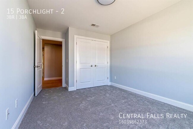 Building Photo - 15 Porch Lgt Dr