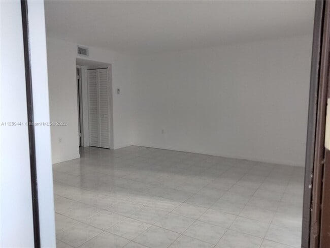 Building Photo - 10520 SW 153rd Ct