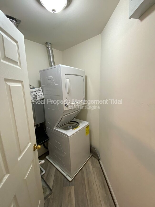 Building Photo - 924 Ironwood Dr