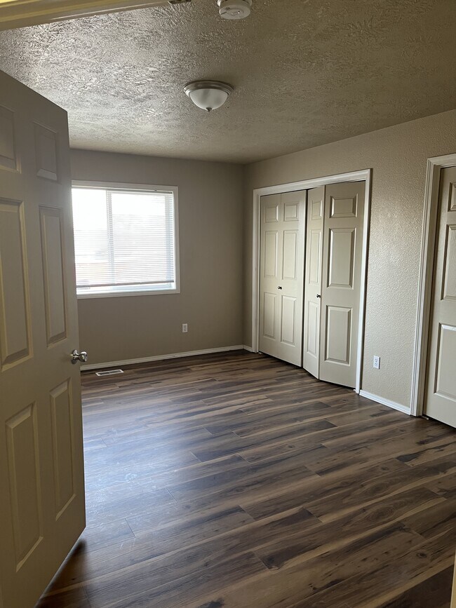 Building Photo - 8776 W Mediterranean Ct