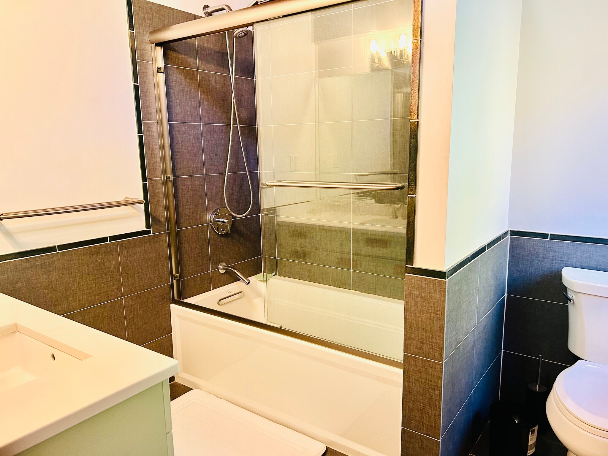 Bathroom 1 - 16 Park Hill Ter