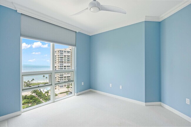 Building Photo - 4255 Gulf Shore Blvd N