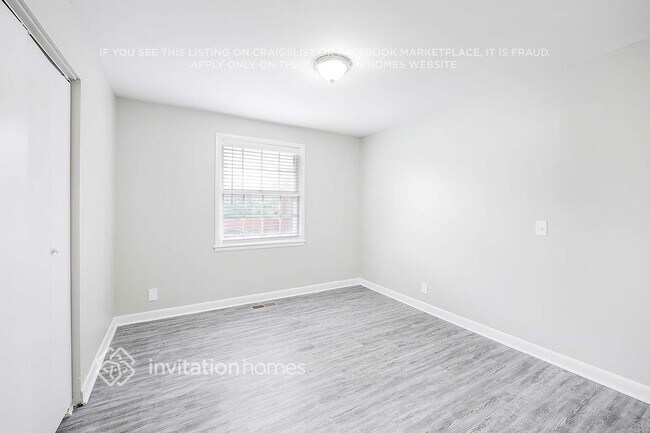 Building Photo - 640 Des Moines Dr