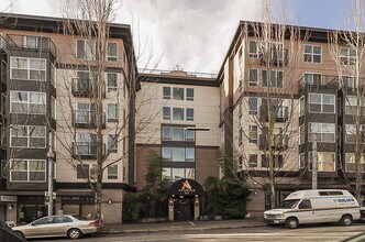 Building Photo - Top floor corner one-bedroom in the heart of it all, don't miss out, tour today!