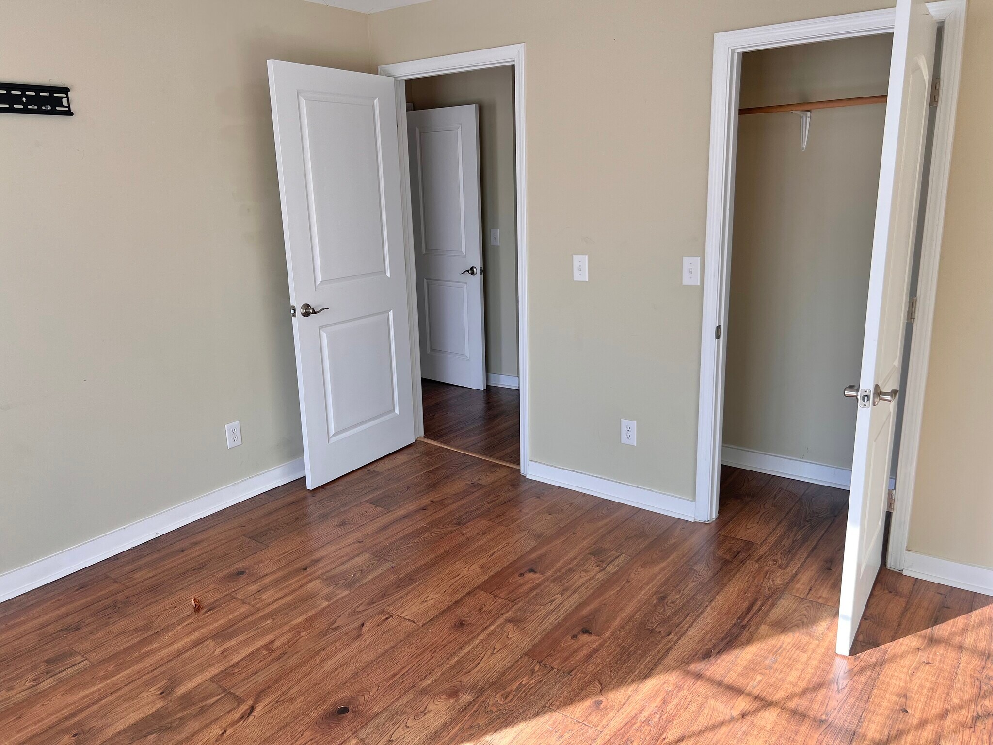 Building Photo - 1936 N Dixie Ave